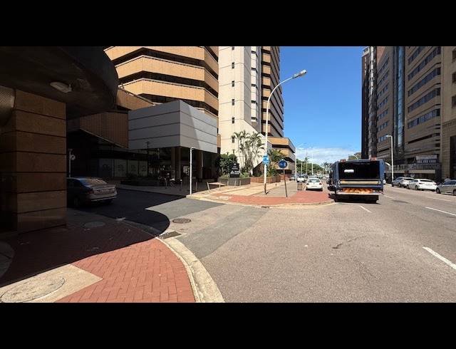 564M² OFFICE TO LET IN DURBAN CENTRAL